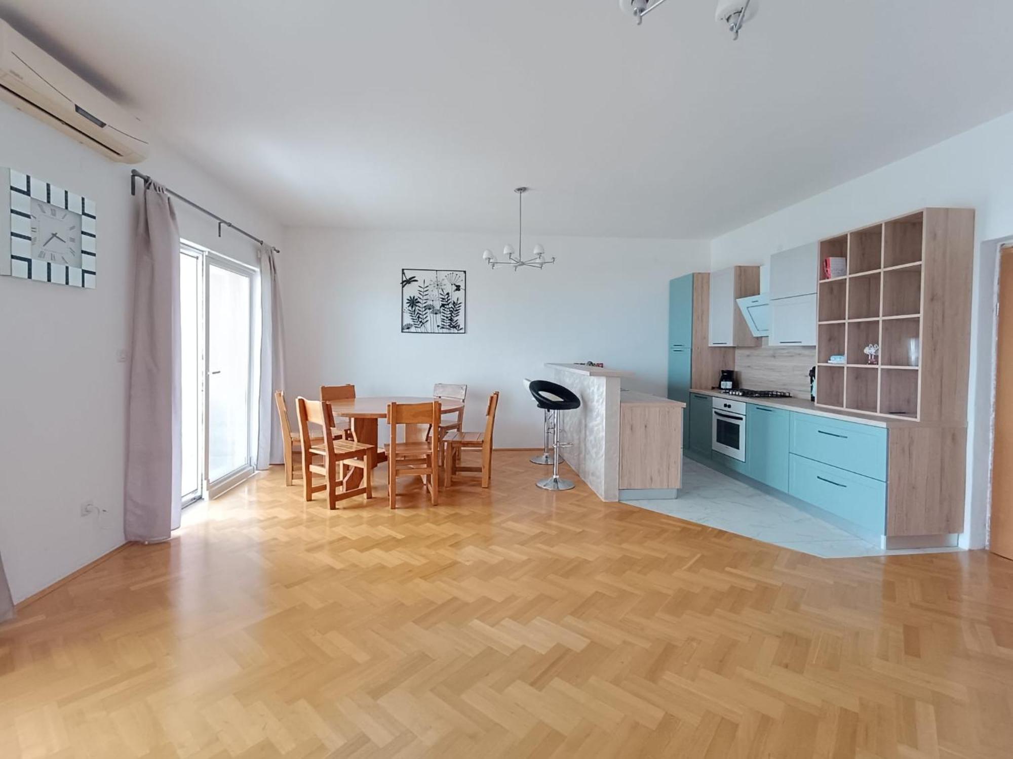 Apartment Lo - With Swimming Pool سبليت الغرفة الصورة