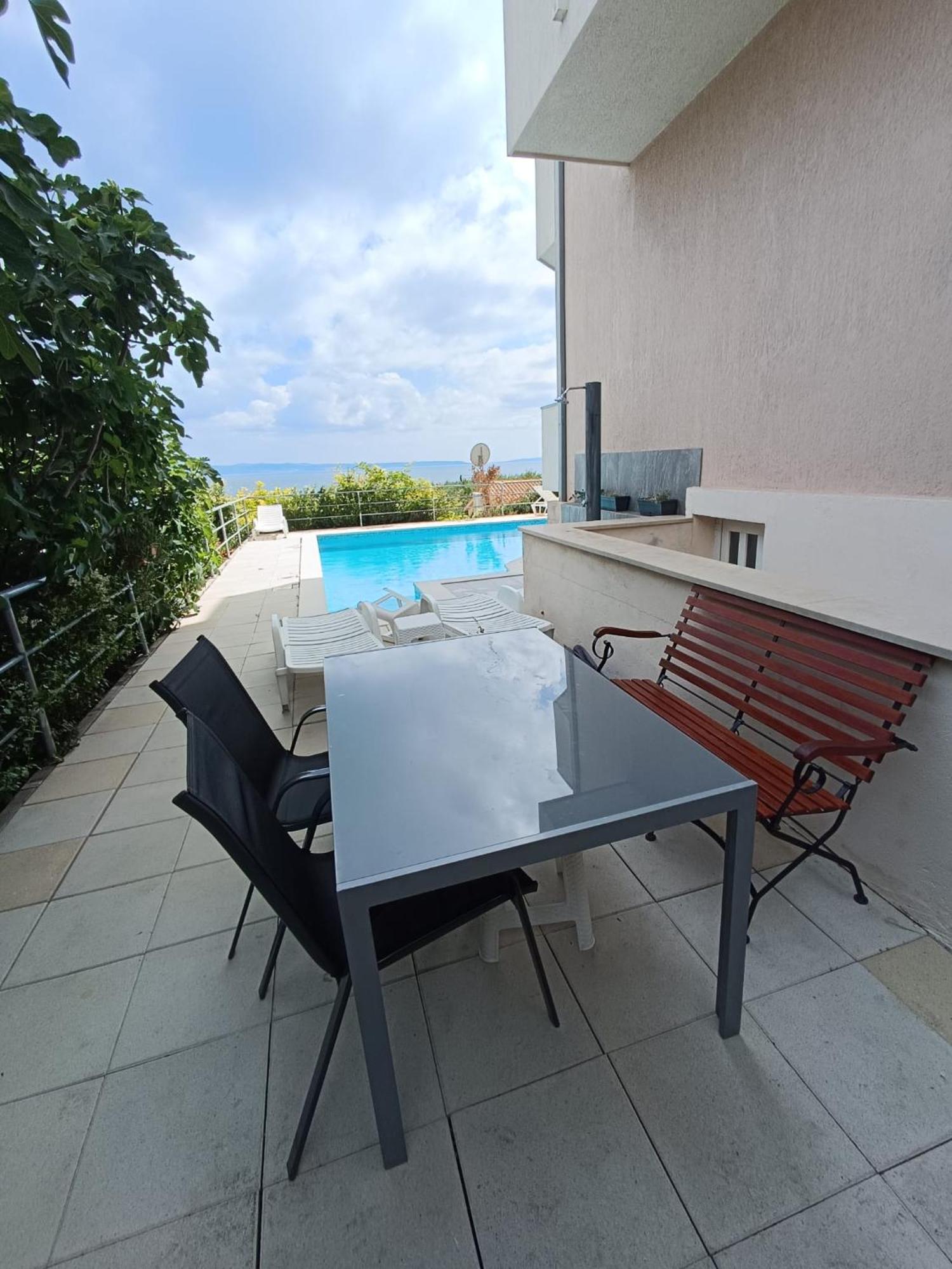 Apartment Lo - With Swimming Pool سبليت المظهر الخارجي الصورة